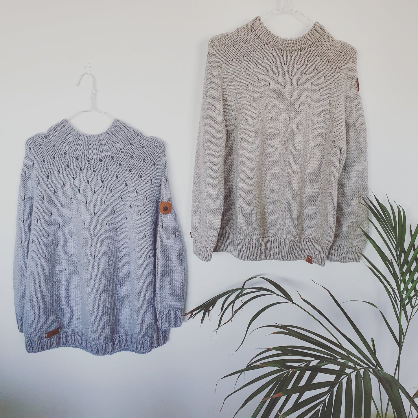 Glück - ein Damenpullover mit Lochmuster in der Rundpasse.