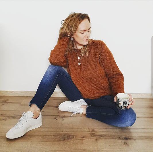 VÖK - ein Damenpullover, als Raglan von oben (RVO) gestrickt.